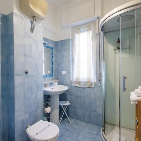 Affittacamere Casa Vittoria Di San Martino Genova